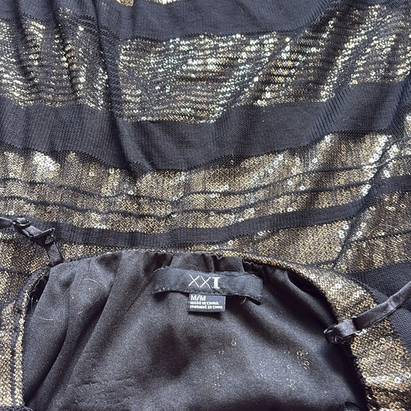 XXI Black & Gold Sequin Mesh Bodycon Dress – Size Medium | Y2K | Party Sparkle - Picture 4 of 5